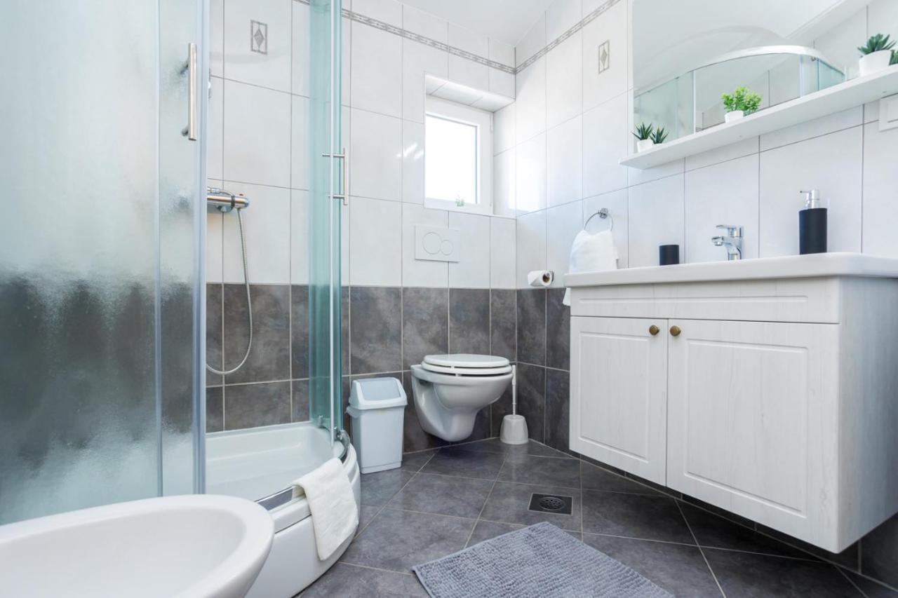 Apartment Aqua Malinska Eksteriør bilde